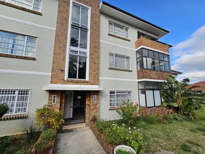Apartment / Flat For Sale in Rosebank, Cape Town